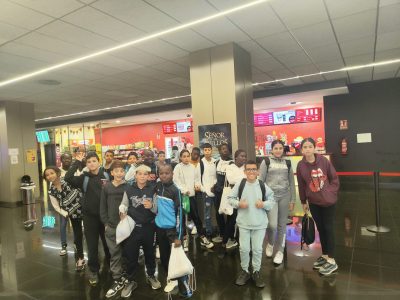 Tarde de cine con las y los menores de atención educativa integral