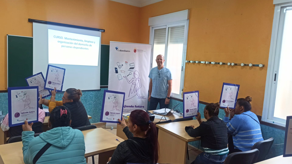 Inicio de formación en Tejiendo Futuro