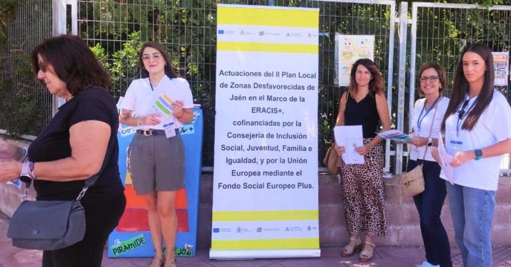 Acompañamiento en los Puntos de Información Educativos de Jaén