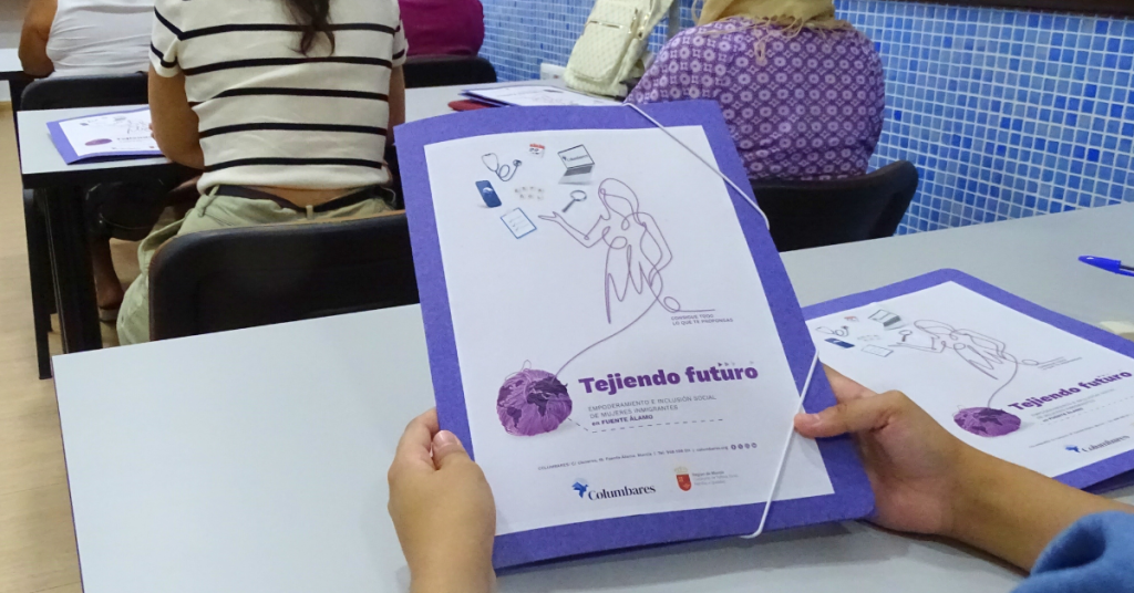 Formación en limpieza y mantenimiento del hogar para mujeres inmigrantes en Fuente Álamo