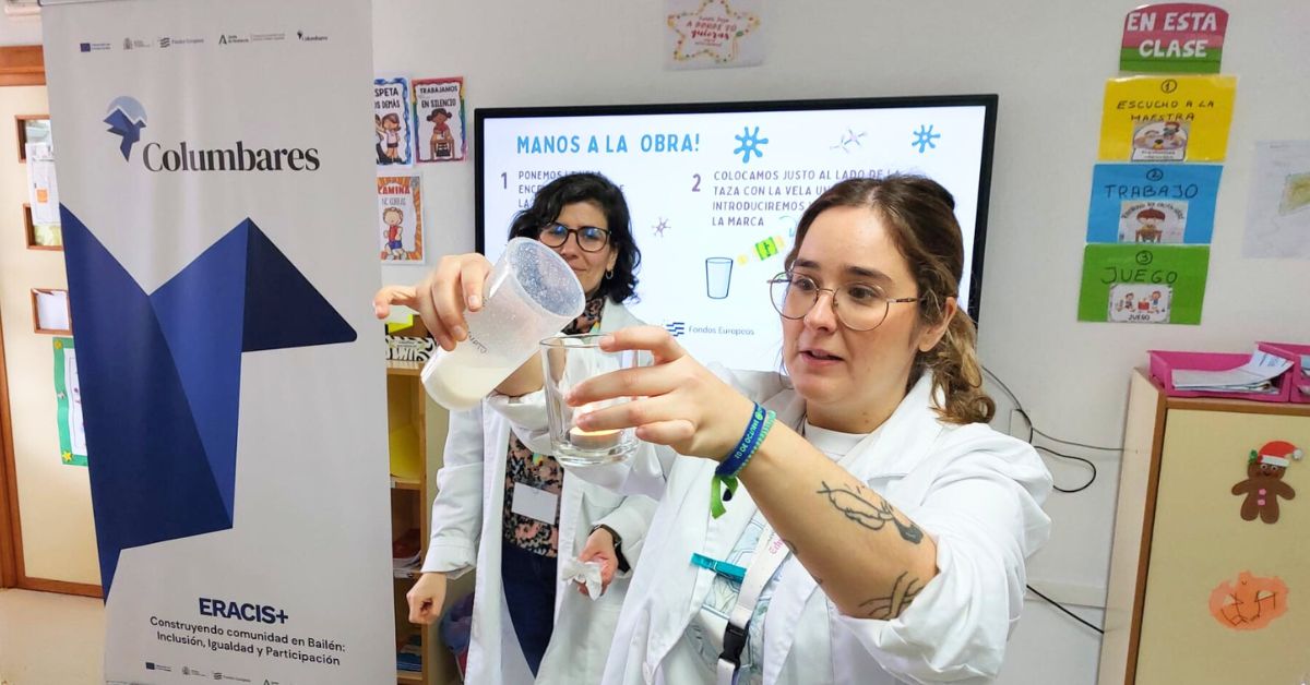 Columbares impulsa el taller Expericiencia en Bailén para fomentar vocaciones científicas en igualdad