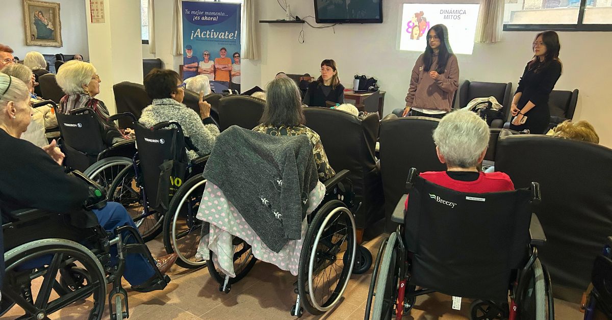 ACTÍVATE de Columbares organiza el taller «Mujeres de mi pasado»