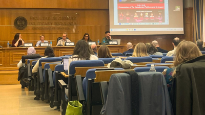 Columbares participa en la conferencia final de Hatedemics